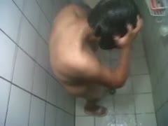 Surveilling my Hawt roommate as she's taking a shower